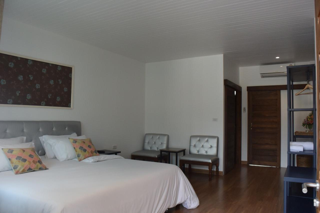 Phetcharat Grand Hotel Maesot Mae Sot Exteriér fotografie