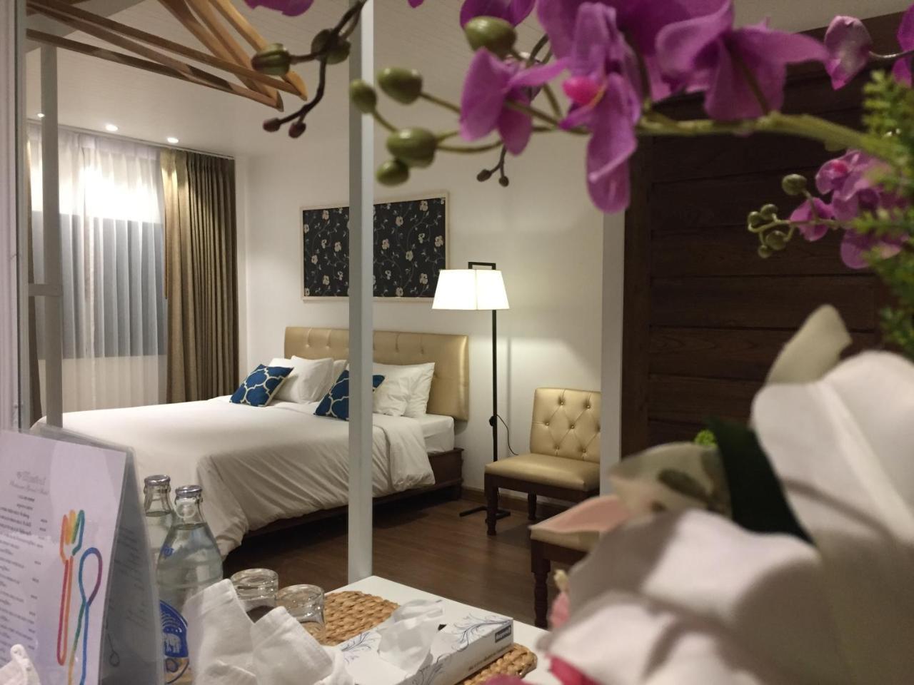 Phetcharat Grand Hotel Maesot Mae Sot Exteriér fotografie